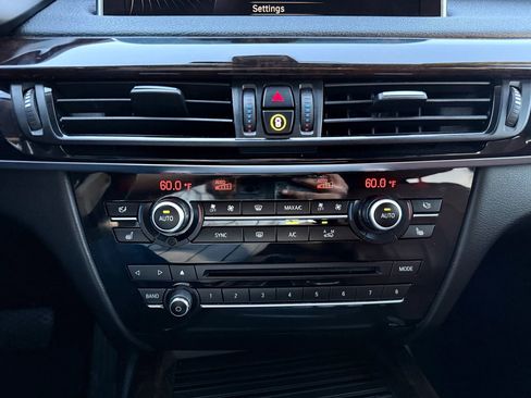 Used 2016 BMW X5 xDrive40e image 38