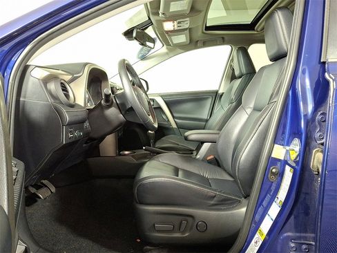 Used 2015 Toyota RAV4 Limited image 15