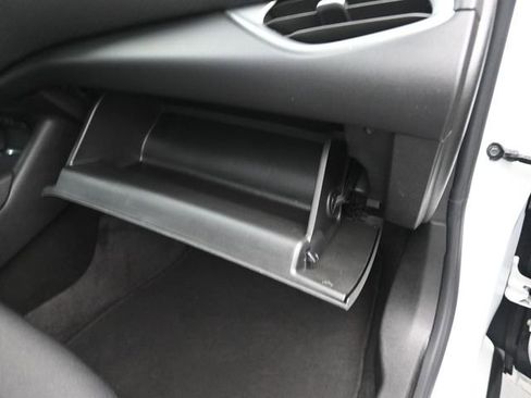 Used 2024 Chevrolet Malibu LT FWD image 40