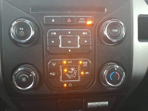 Used 2013 Ford F150 XLT w/ Luxury Equipment Group RWD image 28