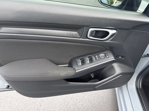 Certified 2025 Honda Civic Sport image 9