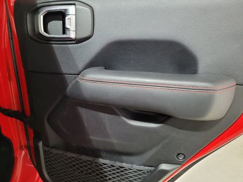 Used 2019 Jeep Wrangler Unlimited Rubicon w/ Dual Top Group image 60