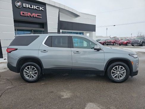 Used 2023 Chevrolet Traverse LT w/ LPO, Floor Liner Package image 38