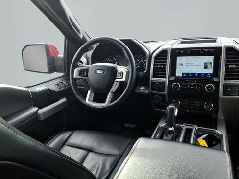 Used 2020 Ford F150 Lariat image 11