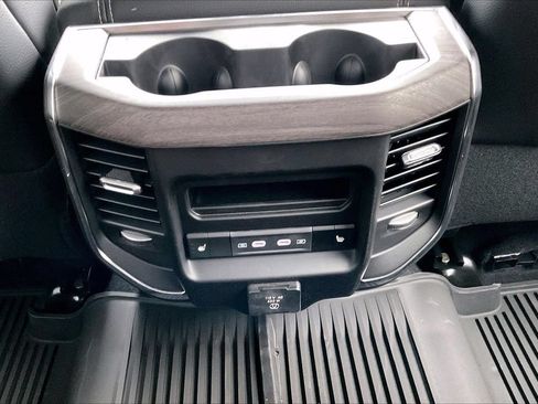 New 2026 RAM 3500 Laramie AWD/4WD image 15