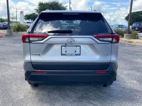 Used 2023 Toyota RAV4 XLE FWD image 6