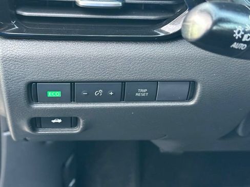 Used 2023 Nissan Sentra SV w/ All-Weather Package FWD image 21