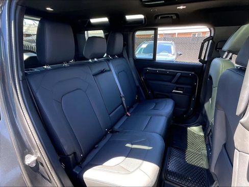 Used 2025 Land Rover Defender 110 S AWD/4WD image 29