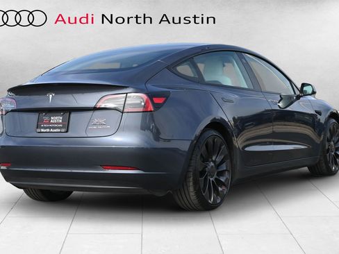 Used 2023 Tesla Model 3 Performance image 3