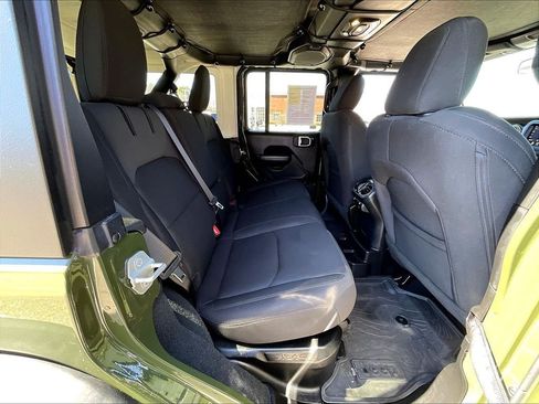 Used 2023 Jeep Wrangler Unlimited w/ Cold Weather Group AWD/4WD image 16