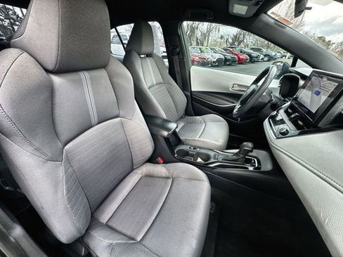 Used 2023 Toyota Corolla SE image 32