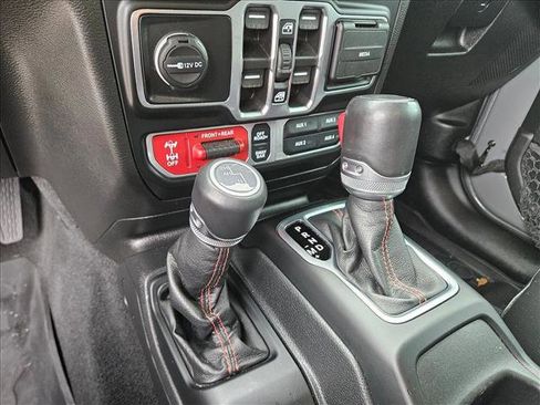 Used 2022 Jeep Wrangler Unlimited Rubicon w/ LED Lighting Group image 14