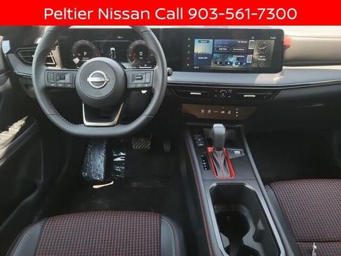 New 2025 Nissan Kicks SR w/ Illumination Package FWD image 21
