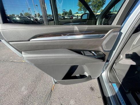 New 2026 Cadillac Escalade Luxury w/ Touring Package image 13