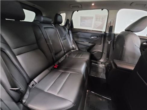 Certified 2023 Nissan Rogue SL w/ SL Premium Package AWD/4WD image 8