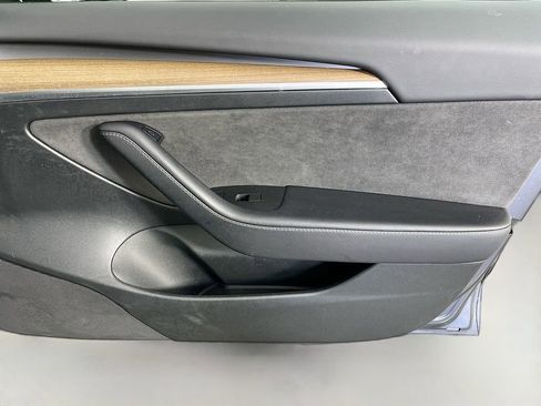 Used 2023 Tesla Model 3 Standard Range RWD image 33