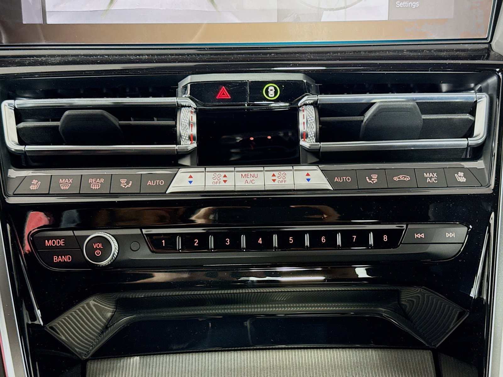 New 2026 BMW 840i Convertible w/ Comfort Seating Package RWD image 16