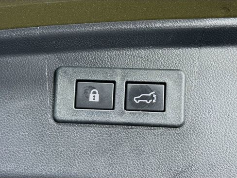 Certified 2023 Subaru Outback Limited image 31