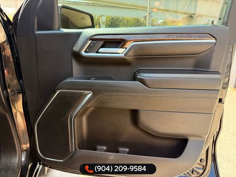 Used 2022 GMC Sierra 1500 Elevation image 32