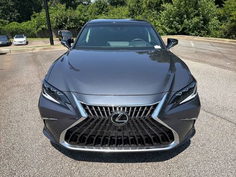 Used 2022 Lexus ES 350 Ultra Luxury FWD image 2