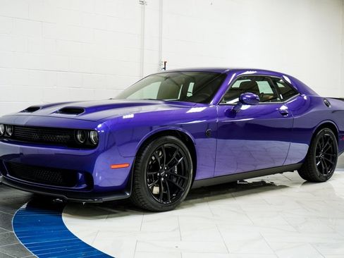 Used 2023 Dodge Challenger SRT Hellcat w/ Driver Convenience Group image 4