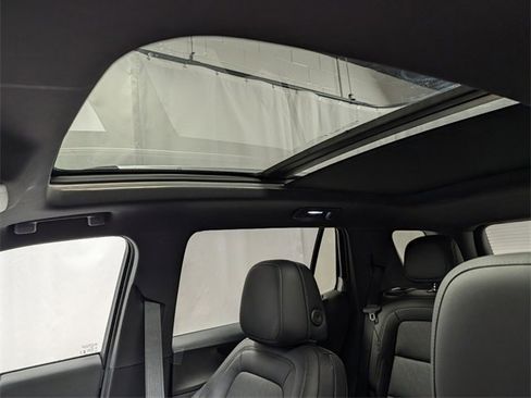 New 2026 Chevrolet Equinox LT w/ Convenience Package II image 12