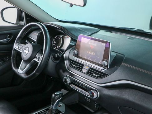 Used 2021 Nissan Altima 2.5 SR FWD image 25
