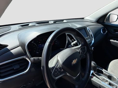 Used 2020 Chevrolet Equinox LT image 9