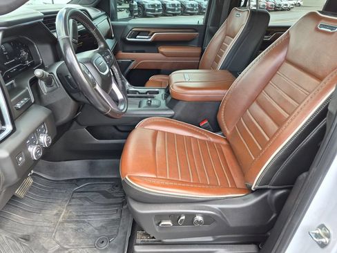 Used 2025 GMC Sierra 2500 Denali Ultimate w/ LPO, GMC Protection Package AWD/4WD image 11