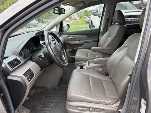 Used 2014 Honda Odyssey EX-L image 16