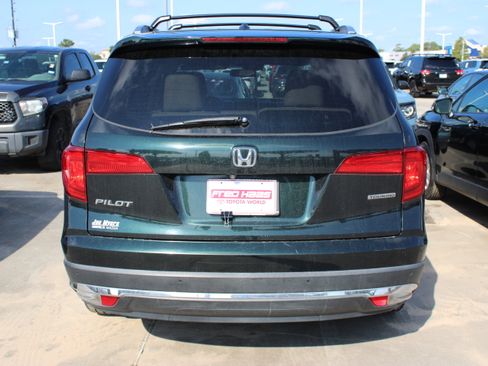 Used 2016 Honda Pilot Touring image 8