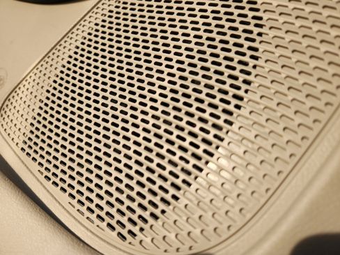 Used 2022 Chrysler Pacifica Touring-L image 28