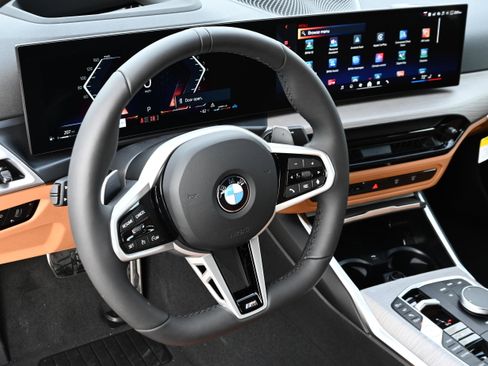 New 2026 BMW 330i Sedan w/ M Sport Package image 13