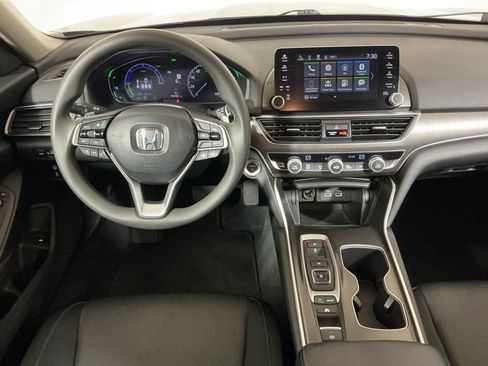 Used 2021 Honda Accord Hybrid image 10