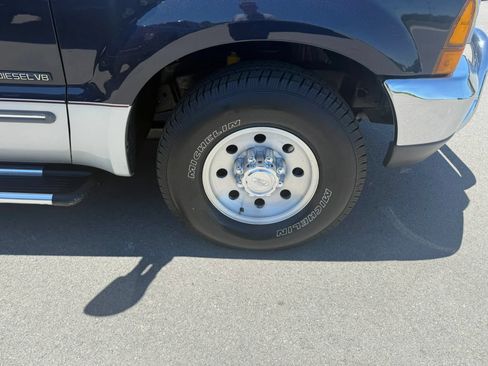 Used 1999 Ford F250 XLT RWD image 17