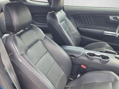 Used 2021 Ford Mustang GT Premium w/ GT Performance Package RWD image 11