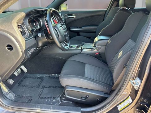 Used 2019 Dodge Charger R/T RWD image 10