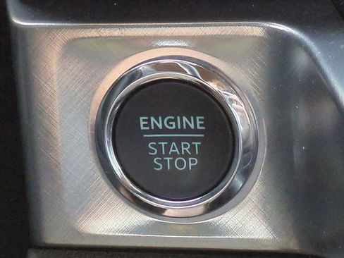 Certified 2025 Ford F250 King Ranch image 28