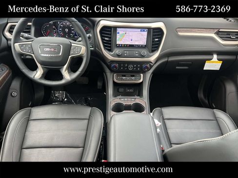 Used 2023 GMC Acadia Denali w/ Denali Ultimate Package AWD/4WD image 17