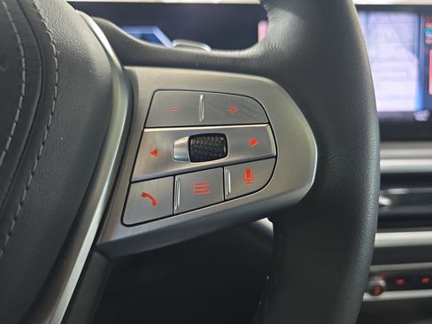 Certified 2023 BMW X7 xDrive40i w/ Executive Package image 18