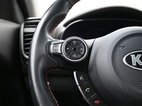 Used 2019 Kia Soul ! FWD image 46