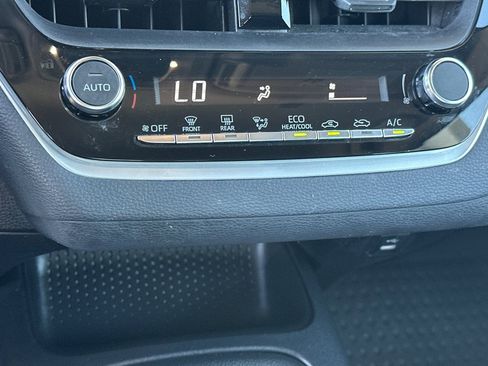 Used 2023 Toyota Corolla LE image 22
