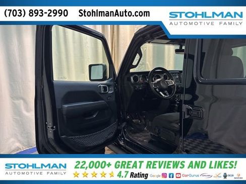 Used 2022 Jeep Wrangler Unlimited Sahara w/ Cold Weather Group image 11