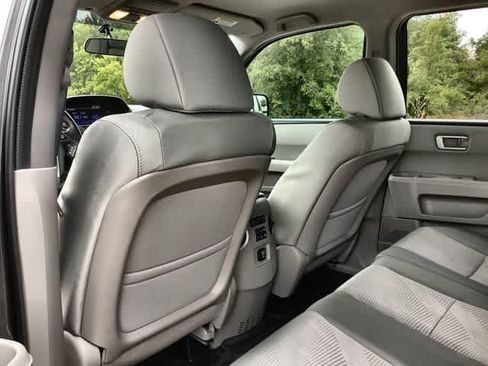 Used 2015 Honda Pilot LX image 13
