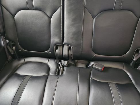 Certified 2024 Honda Pilot Touring image 30