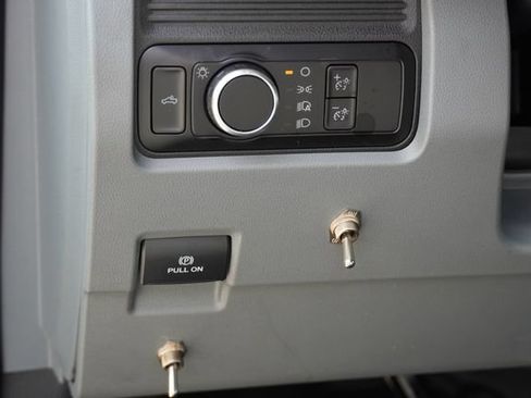 Certified 2025 Ford F250 XL AWD/4WD image 24
