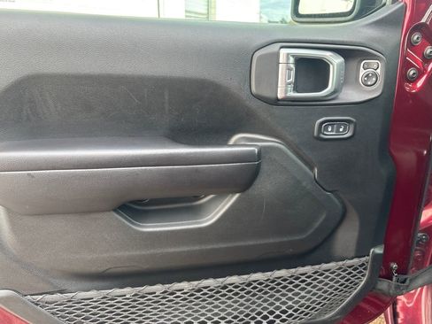 Used 2021 Jeep Wrangler Unlimited Sport image 6