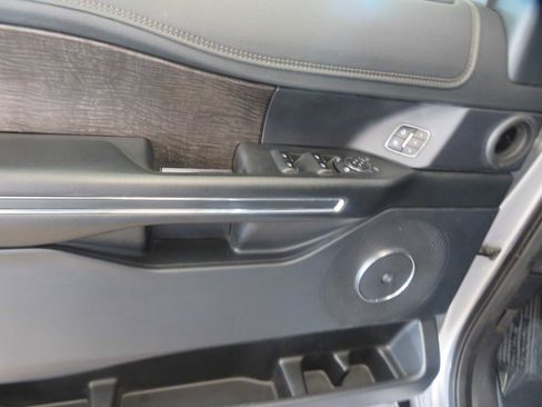 Used 2021 Ford Expedition Max Limited image 12