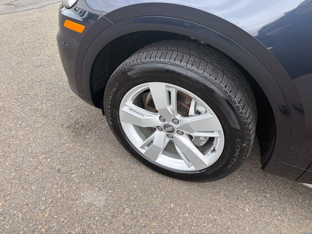 Used 2019 Audi Q5 2.0T Premium Plus w/ Premium Plus Package AWD/4WD image 29