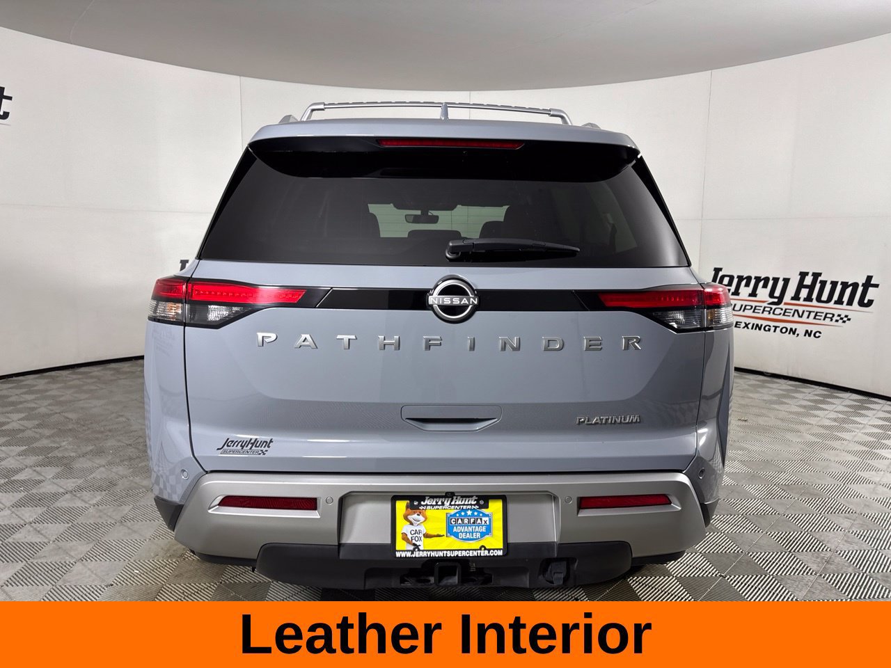 Used 2025 Nissan Pathfinder Platinum w/ Cargo Package FWD image 7